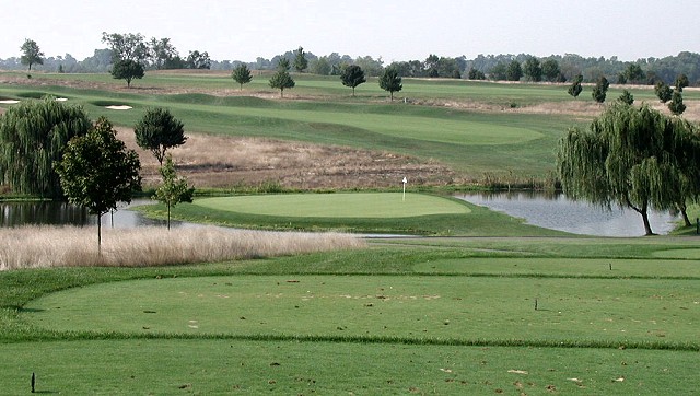 Big Blue Golf Course in Lexington, Kentucky