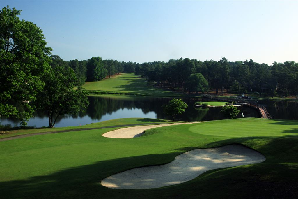 Seven Lakes Golf Club