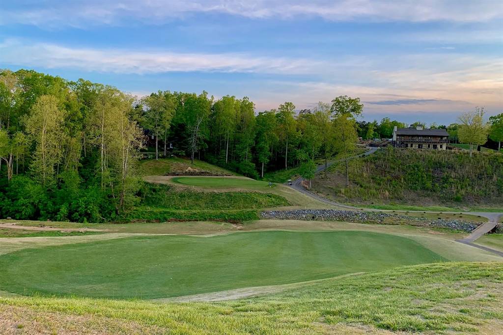 River Oaks Golf Club