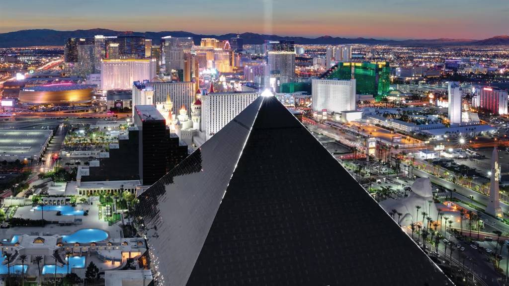 Luxor Hotel and Casino, Nevada Lodging