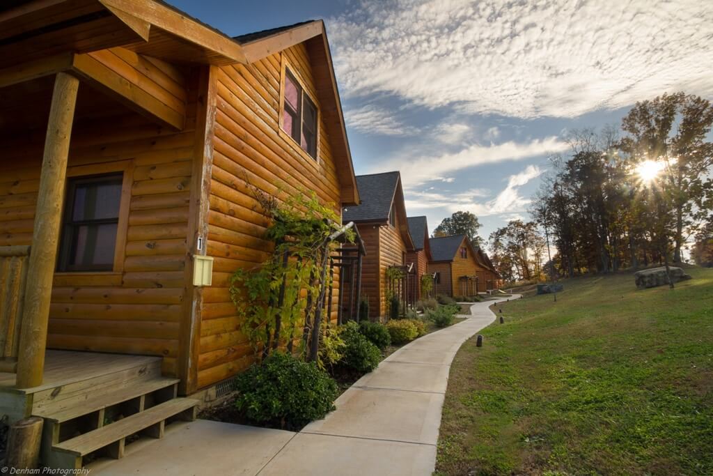 Sequoyah Tuskeegee Lakefront Cabins