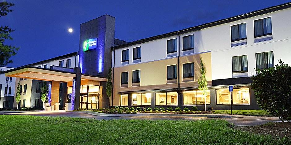 Holiday Inn Express Cool Springs